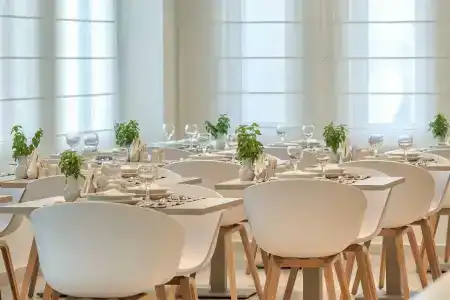 Bitzaro Grande & Suites - 25