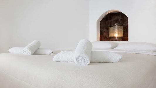 Abyssanto Suites and Spa - 179