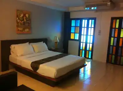 Bangkok Travel Suites - 3