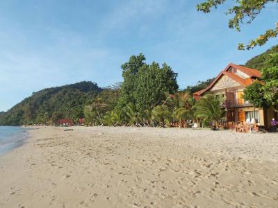 White Sand Beach Resort - 16