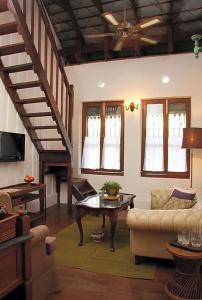 The Bhuthorn Bed & Breakfast - 20