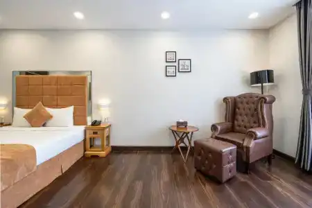 Emerald Central - 67