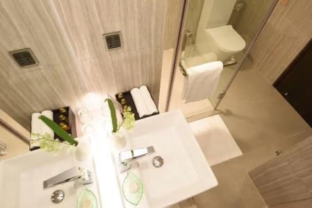 Best Western Chinatown - 183