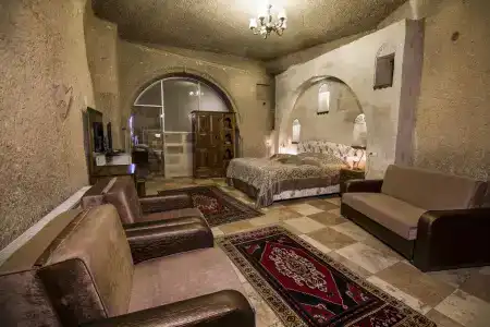 Roma Cave Suite - 18