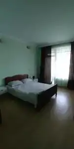 Green - 4