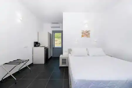 Pancratium Villas & Suites - 41
