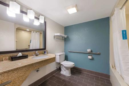 Sleep Inn - Northlake - 8