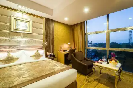 Best Western Chinatown - 95