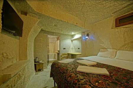 Zeus Cave Suites - 33