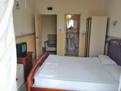 Kleopatra Saray - 4