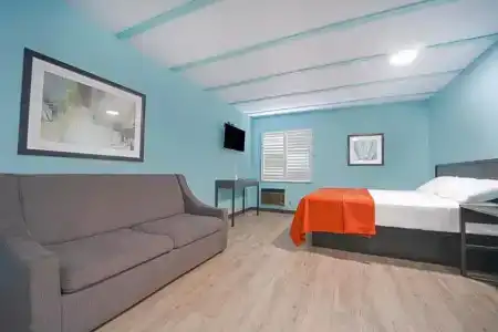 Noho Hollywood - 23