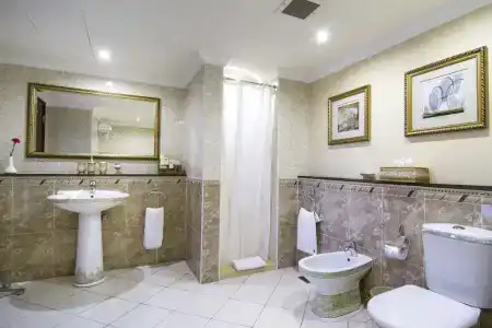 Grand Excelsior - 114
