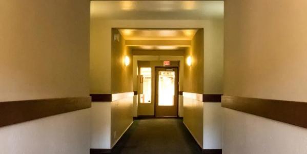 Coachman Inn - 10