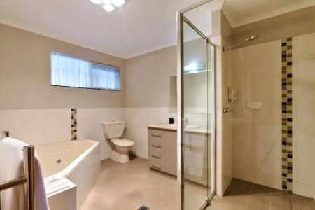 Hume Country Motor Inn - 40