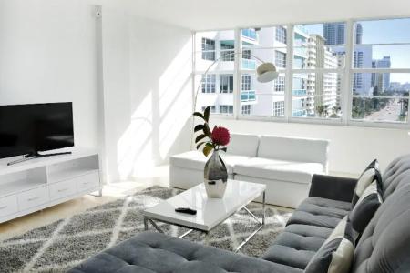 Seacoast Suites on Miami Beach - 76