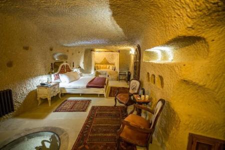 Maya Cave - 201