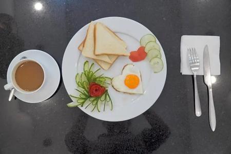 Airport Saigon - Gần ẩm thực đêm chợ Phạm Văn Hai - 31