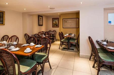 The Castleton - 34