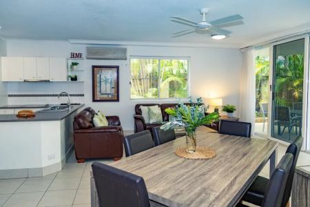 Noosa Tropicana - 82