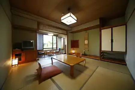 Taisenkaku - 3