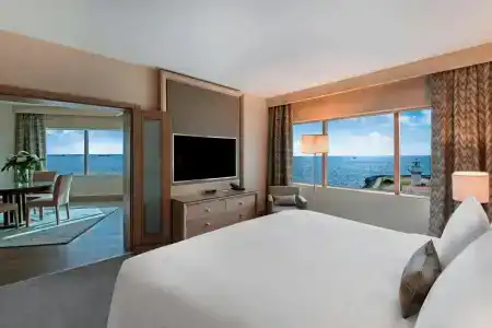Renaissance Polat Istanbul - 45