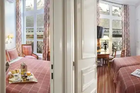 Relais Du Louvre - 55