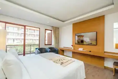 Ayrest Hua Hin - 150