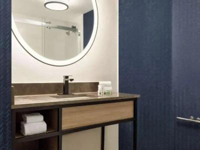 La Quinta by Wyndham Austin Southwest - 51