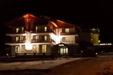 Crystal & SPA - 1