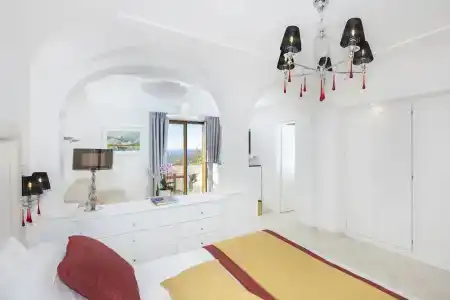 Eden Roc Suites - 397