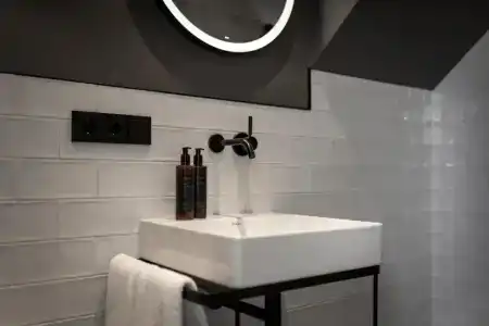 The Adams - Self Check In - 40