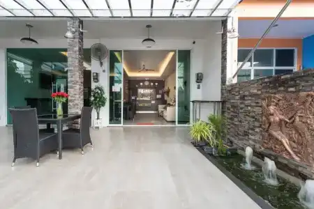 The Great at Patong - 9