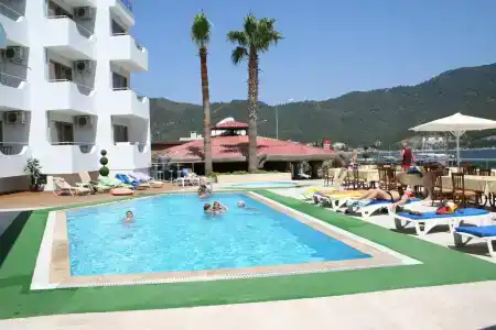 Marbas Select Beach , Adult Only 14 Plus - 17