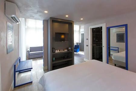 Al Campanile Apart& Suite - 38
