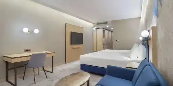 Doubletree By Hilton Center - 43