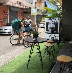 3Howw Hostel Khaosan - 26