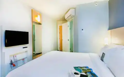 ibis Copacabana Posto 5 - 42