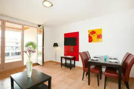Cerise Carcassonne Sud - 65