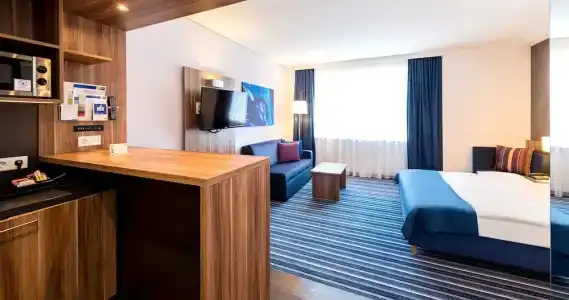 Holiday Inn Express Bremen Airport, An Ihg - 49