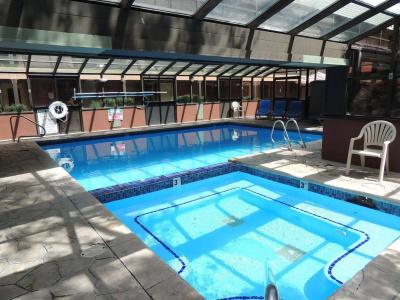 GetAways at Park Regency - 10