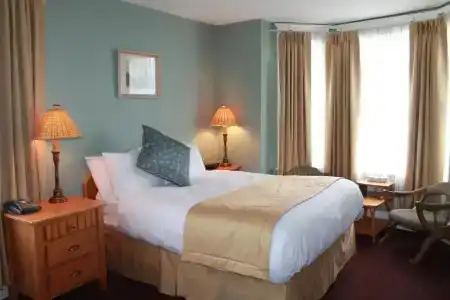 James Bay Inn, Suites & Cottage - 63