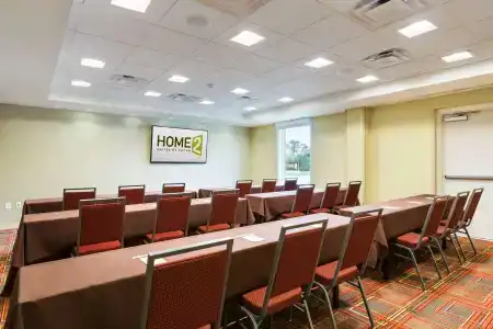 Home2 Suites By Hilton West - 17