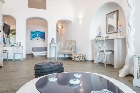 Angel Luxury Suites - 135
