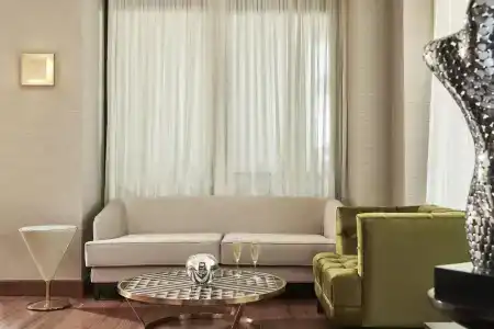 Bellevue On The Beach Suites - 3