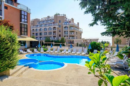 Royal Beach - 38