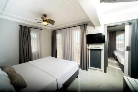 Art Suites - 37