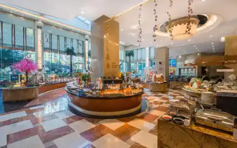 Empark Grand Kunming - 18