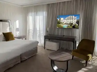 Hôtel Le Canberra - 71