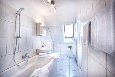 Liegeplatz 13 Kiel by Premiere Classe - 6