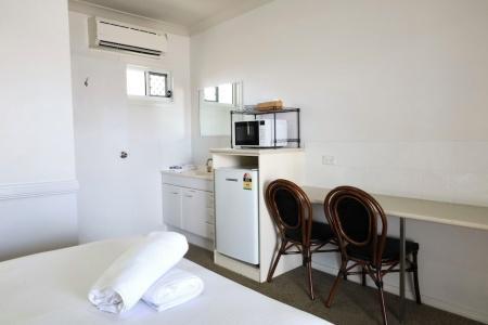 Park Avenue Motel - 39